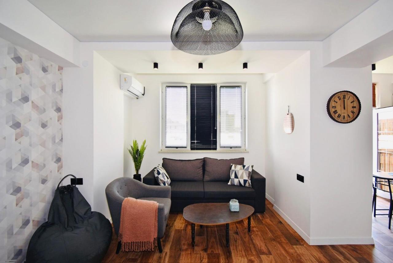 Magical Studio At Republic Square Apartman Jereván Kültér fotó